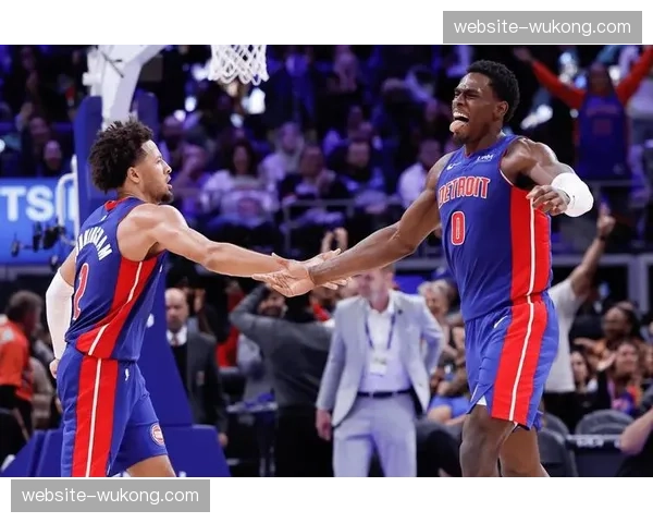 东部第一活塞展现阵容深度 内线缺人仍能取得大胜