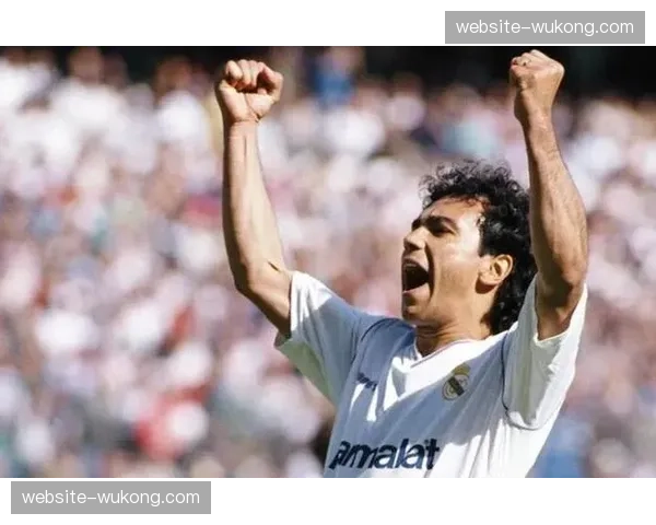 切尔西后场出球体系崩盘，桑切斯致命失误暴露结构性缺陷